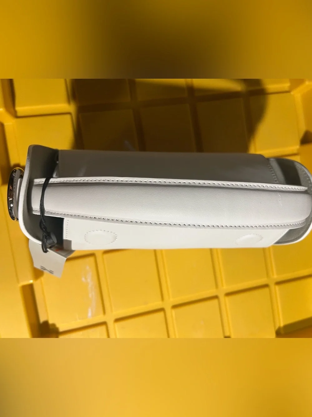 WE-AR4 The Pastry Box 20 Veg Tanned Leather Top-Handle luxury Bag